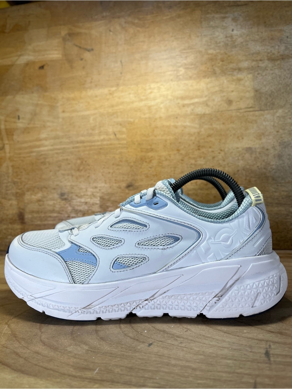 Hoka One One Clifton L Womens Size 9.5 Lifestyle Shoes Sneakers White Gray - Picture 4 of 12
